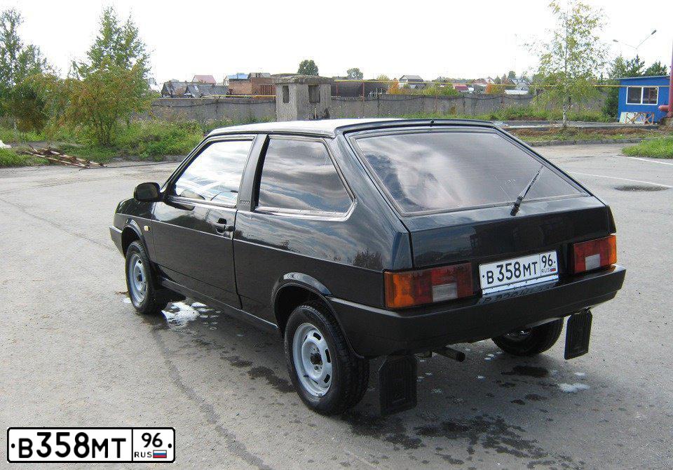 Фото автомобиля LADA 2108 SAMARA, 1990 — госномер В358МТ96. Цвет: ЧЕРНЫЙ