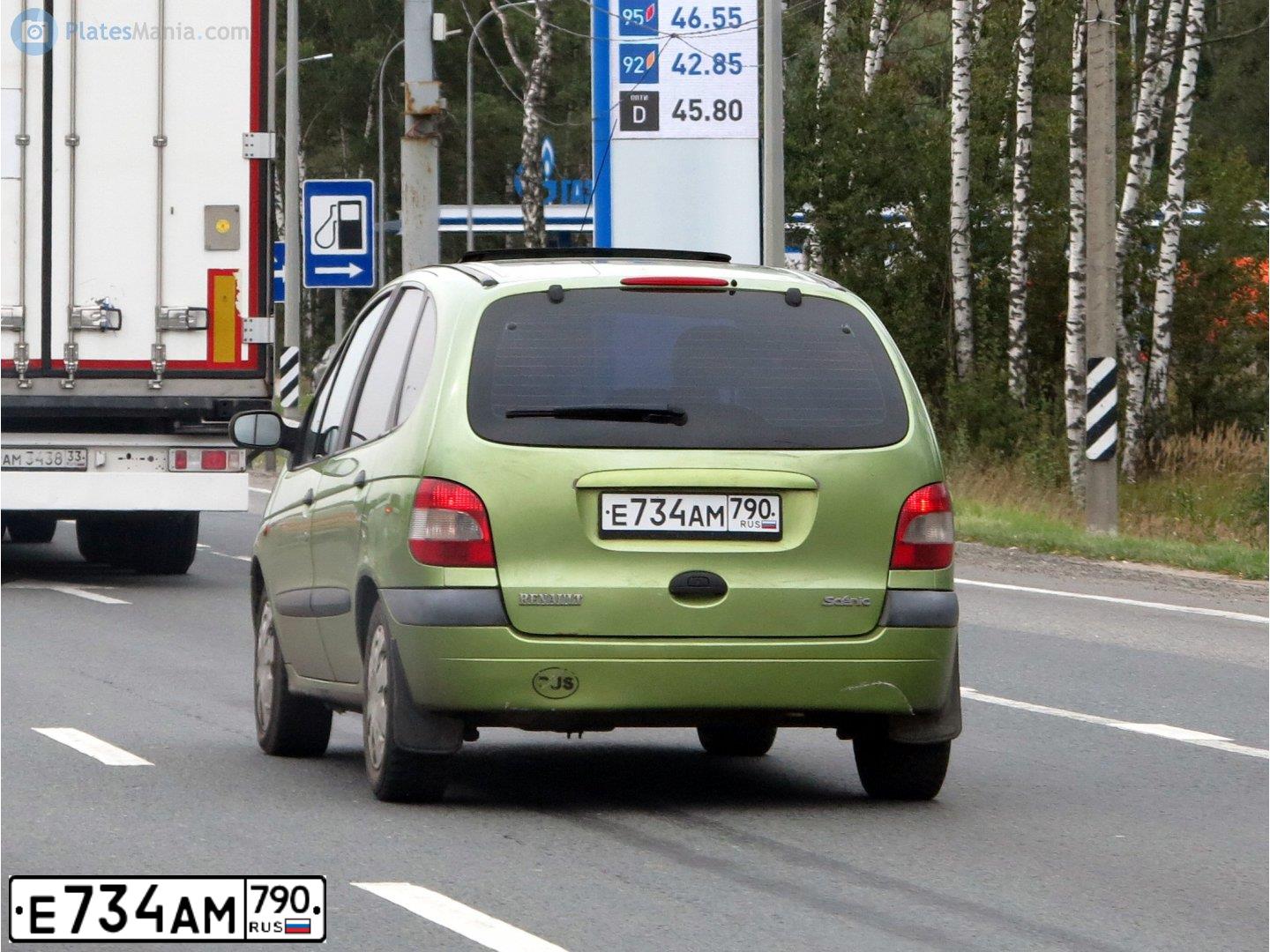 Фото автомобиля RENAULT MEGANE /GRAND/ SCENIC, 2000 — госномер Е734АМ790. Цвет: ЗЕЛЕНЫЙ