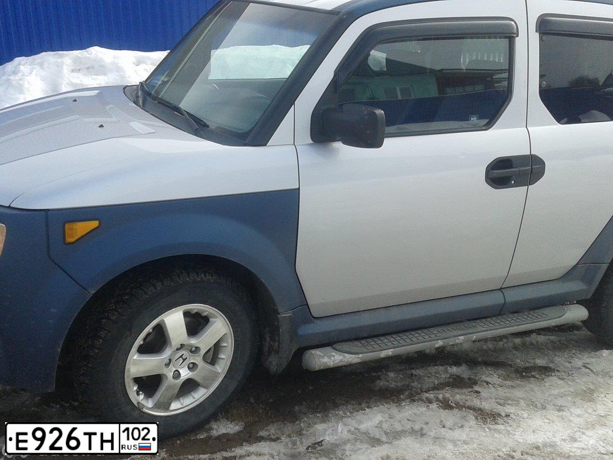 Фото автомобиля HONDA ELEMENT, 2005 — госномер М524РС33. Цвет: СЕРЕБРИСТЫЙ