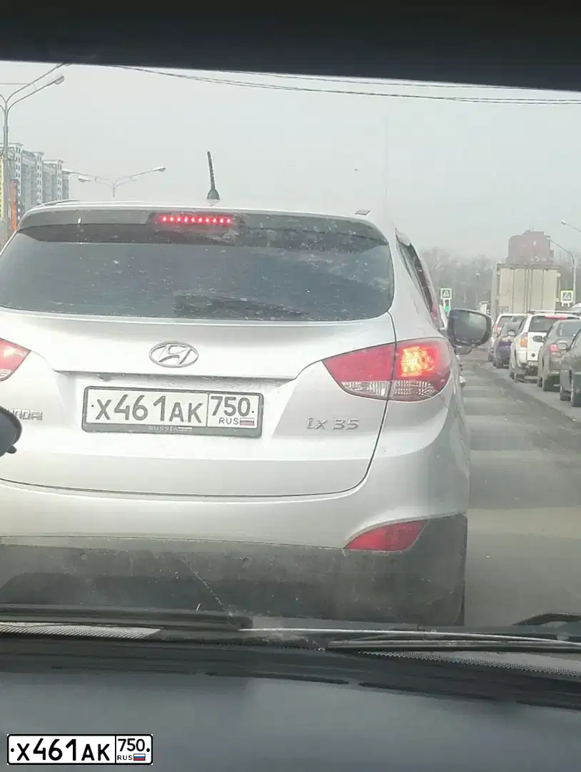Фото автомобиля HYUNDAI IX35, 2014 — госномер Т394УО750. Цвет: СЕРЕБРИСТЫЙ