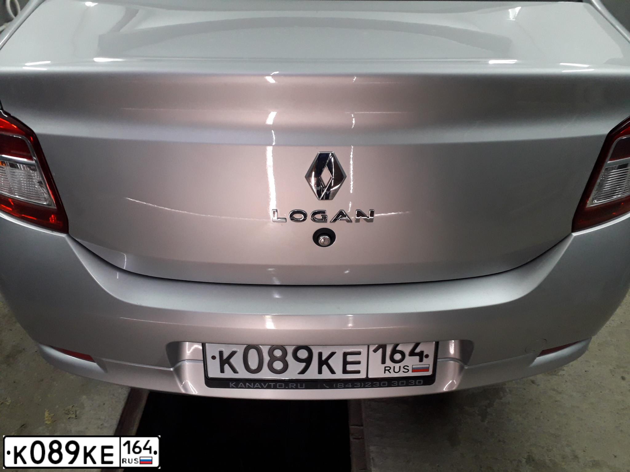 Фото автомобиля RENAULT LOGAN, 2014 — госномер К089КЕ164. Цвет: СВЕТЛО-СЕРЫЙ
