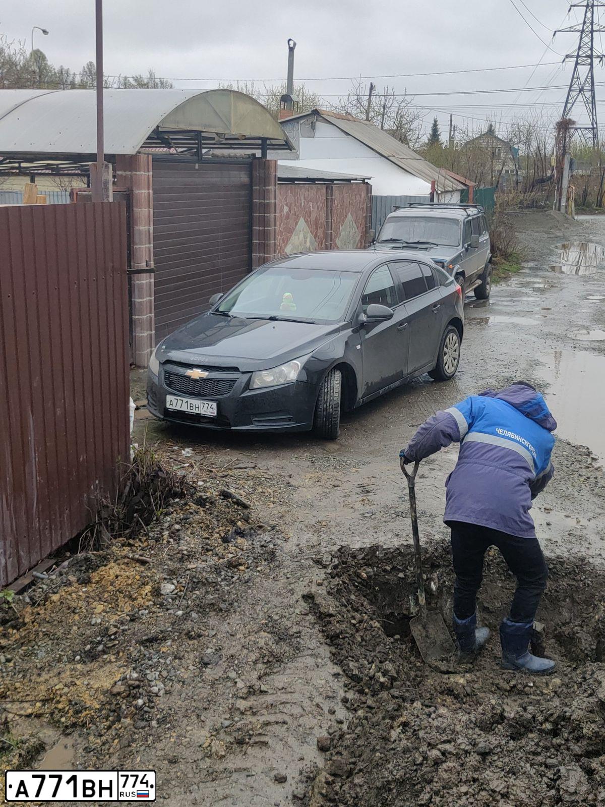 Фото автомобиля CHEVROLET CRUZE, 2012 — госномер А771ВН774. Цвет: ЧЕРНЫЙ МЕТАЛЛИК