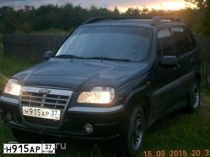 Фото автомобиля CHEVROLET NIVA, 2008 — госномер А672КА37. Цвет: ЧЕРНО-СИНИЙ МЕТАЛЛИК