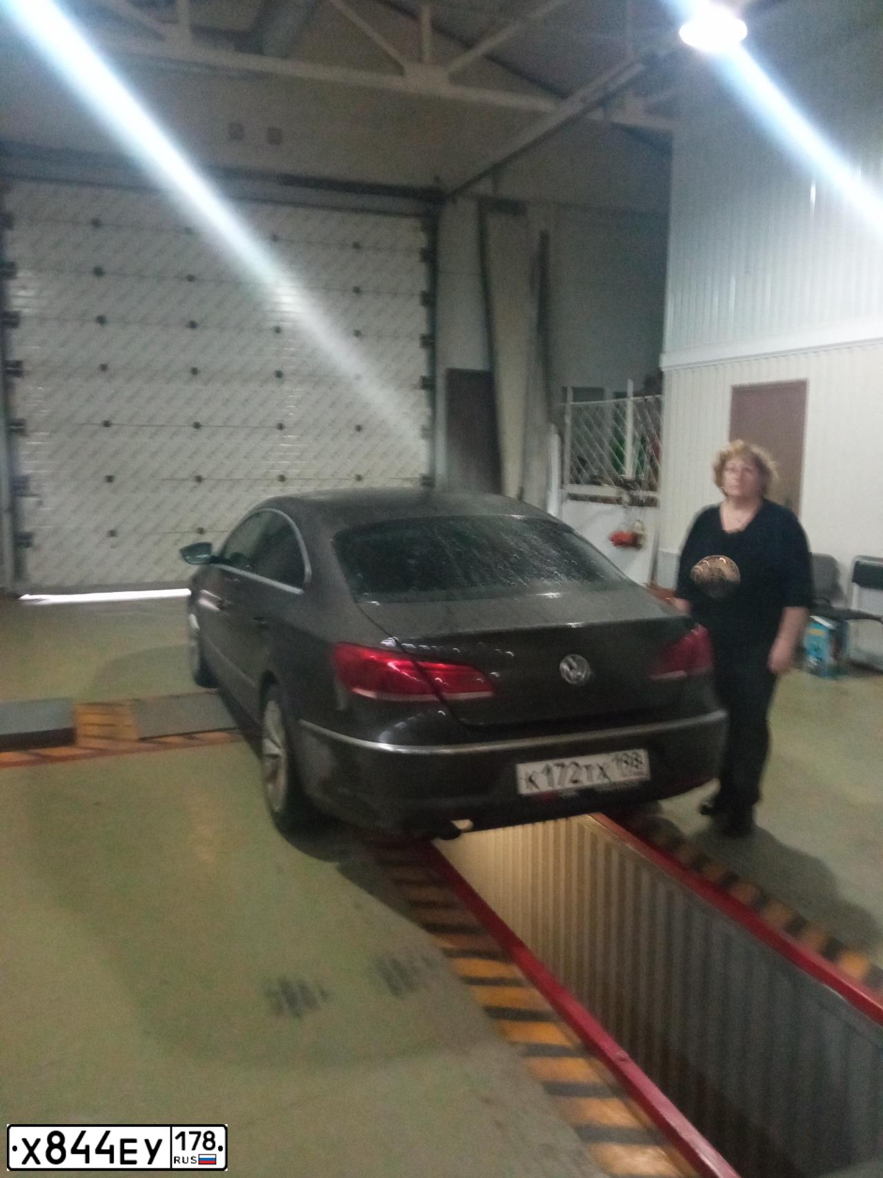 Фото автомобиля VOLKSWAGEN CC, 2013 — госномер Х450СМ60. Цвет: Коричневый