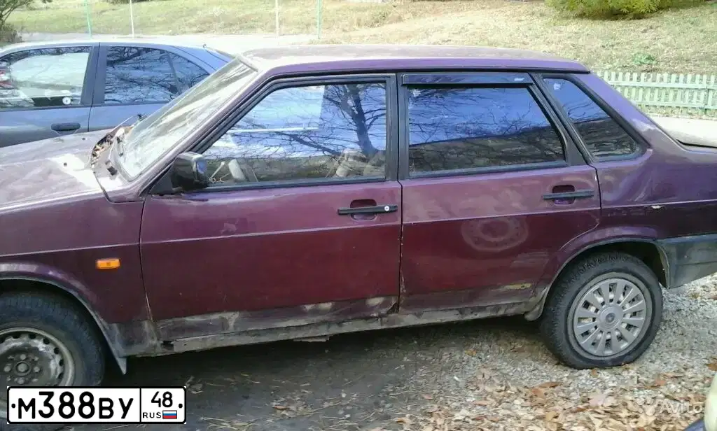 Фото автомобиля LADA 2109 SAMARA, 1999 — госномер М388ВУ48. Цвет: ТЕМНО-БОРДОВЫЙ
