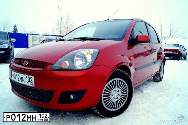 Фото автомобиля FORD FIESTA / ASPIRE, 2007 — госномер М679ОК82. Цвет: Красный