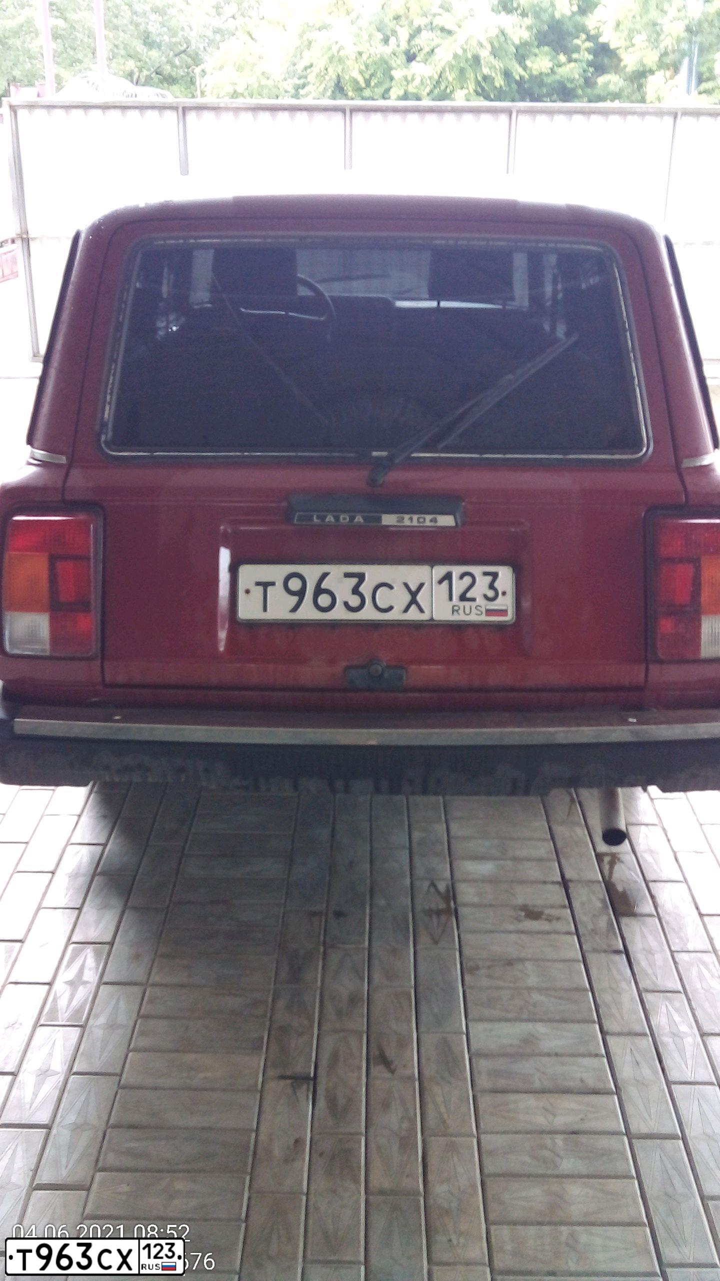 Фото автомобиля LADA 2104, 2011 — госномер С276СМ190. Цвет: КРАСНЫЙ ПЕРЕЦ