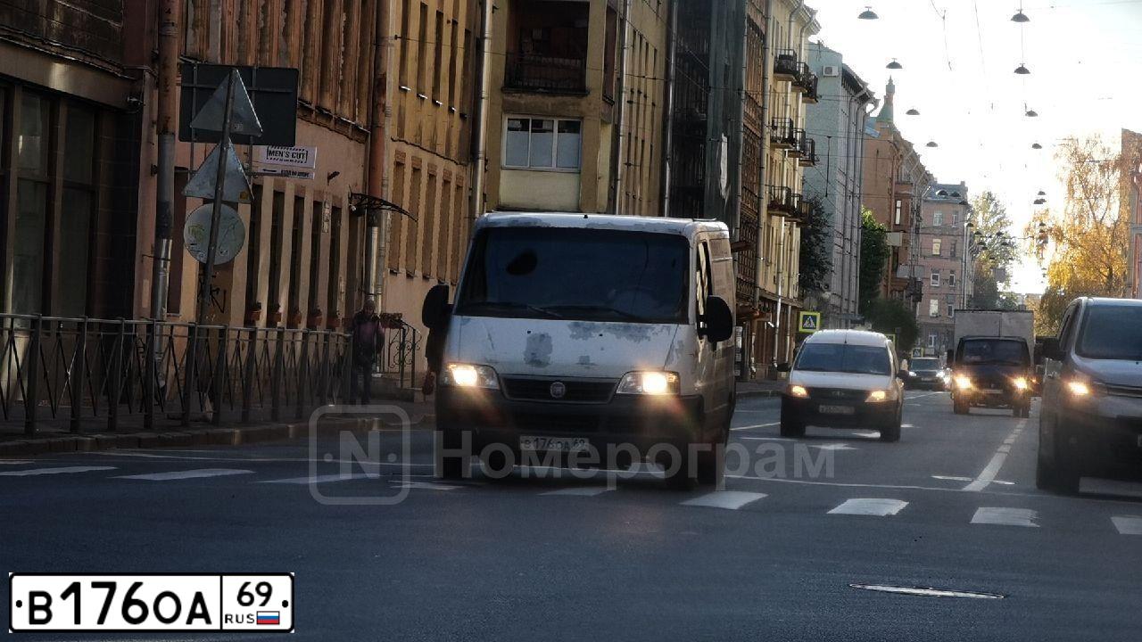 Фото автомобиля FIAT DUCATO, 2010 — госномер В176ОА69. Цвет: Белый