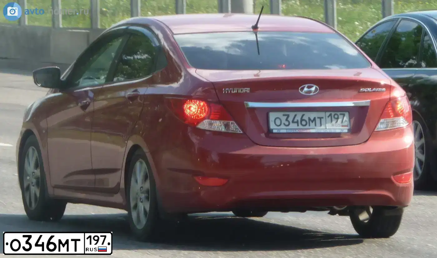 Фото автомобиля HYUNDAI SOLARIS, 2011 — госномер О346МТ197. Цвет: КРАСНЫЙ