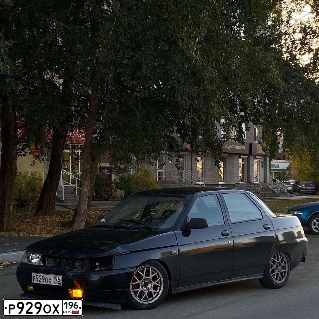 Фото автомобиля LADA 2110, 2005 — госномер А815ХМ186