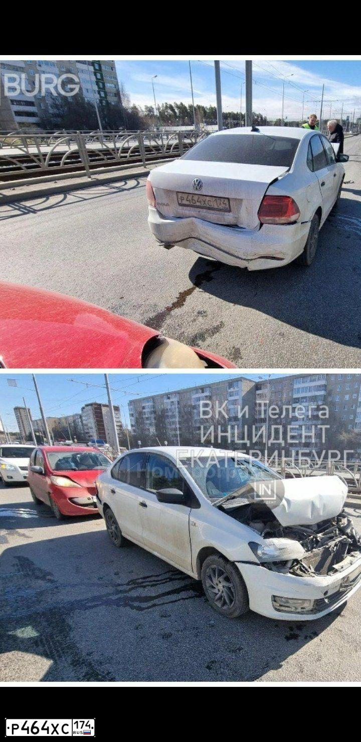 Фото автомобиля VOLKSWAGEN POLO, 2018 — госномер Р464ХС174. Цвет: БЕЛЫЙ