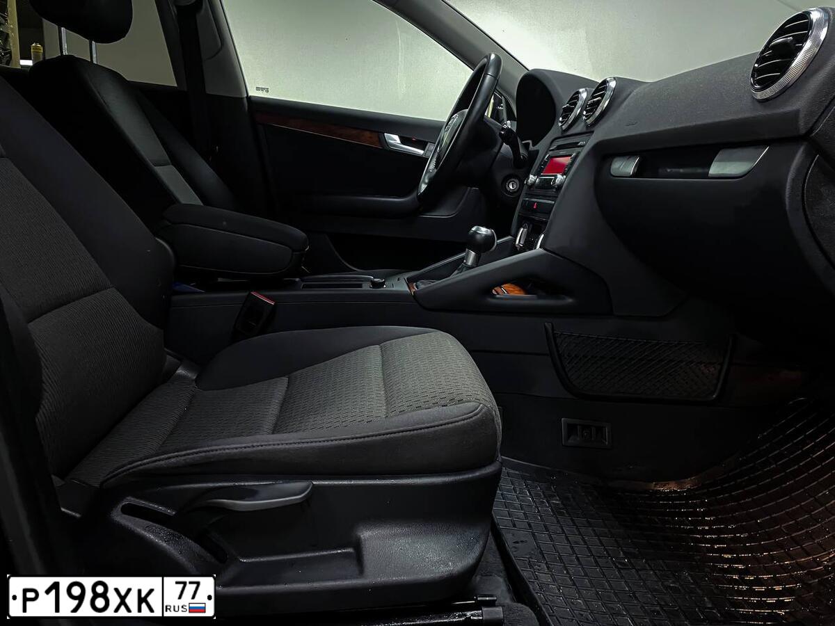 Фото автомобиля VAZ LADA GRANTA 219140, 2023 — госномер Н560СК797. Цвет: Белый