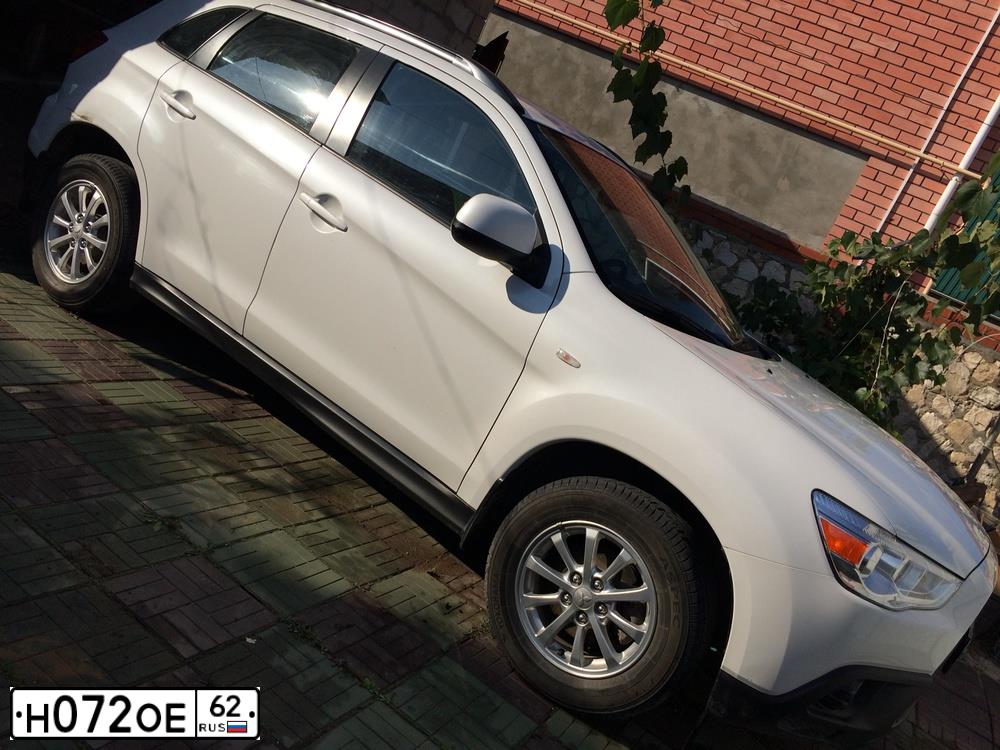 Фото автомобиля CHEVROLET LACETTI, 2006 — госномер А098КУ136. Цвет: ТЕМНО-КРАСНЫЙ