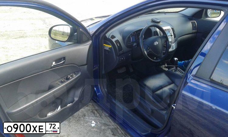 Фото автомобиля HYUNDAI I30, 2009 — госномер О900ХЕ72. Цвет: синий