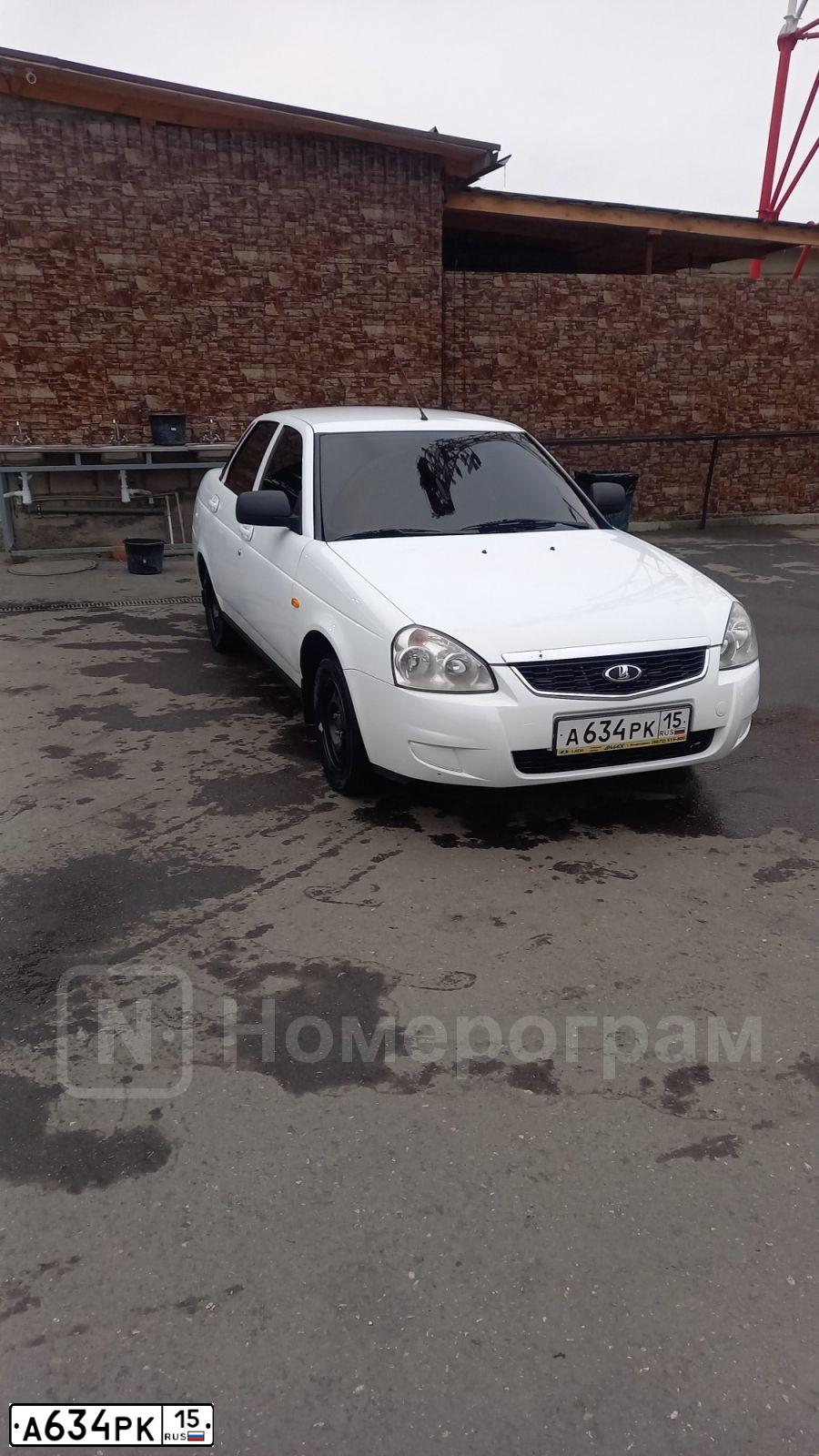 Фото автомобиля LADA 2170 PRIORA, 2012 — госномер М073АХ15. Цвет: Белый