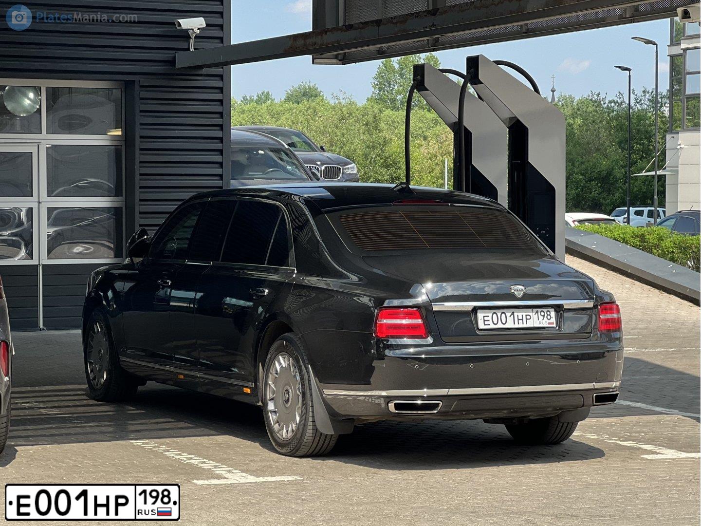 Фото автомобиля LIAZ 5292, 2019 — госномер Е001НР198. Цвет: Белый