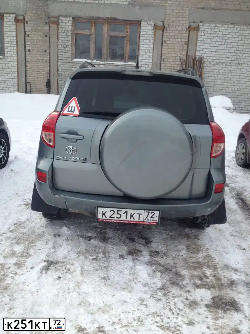 Фото автомобиля TOYOTA RAV4, 2007 — госномер К251КТ72. Цвет: СВЕТЛО-ЗЕЛЕНЫЙ