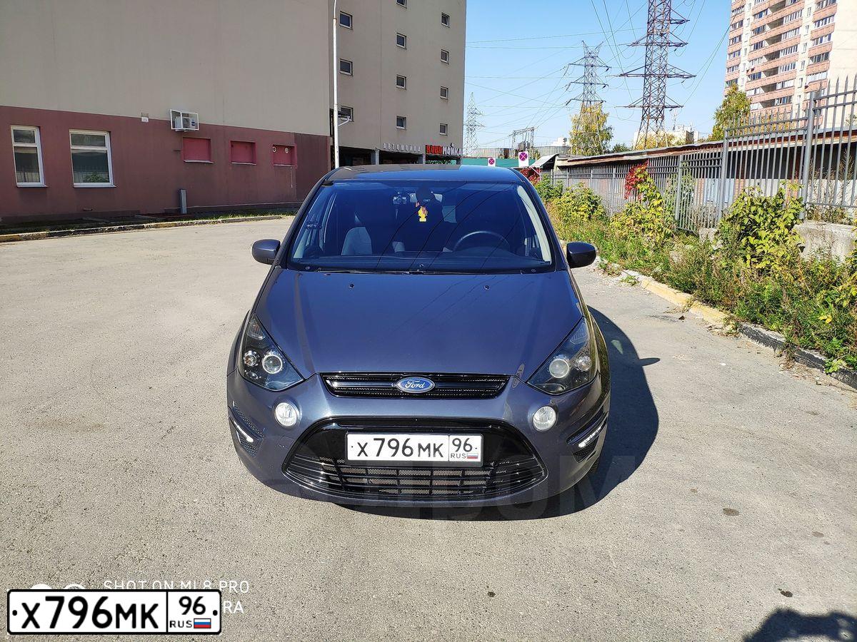 Фото автомобиля HYUNDAI IX35, 2013 — госномер Х796МК96. Цвет: ЧЕРНЫЙ