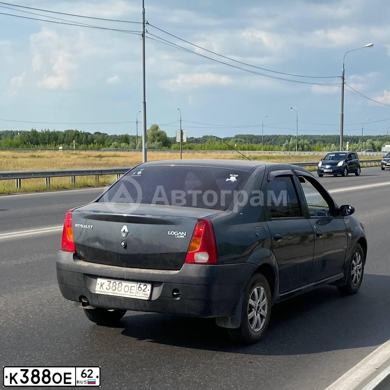 Фото автомобиля RENAULT LOGAN, 2009 — госномер К388ОЕ62. Цвет: ТЕМНО-СЕРЫЙ
