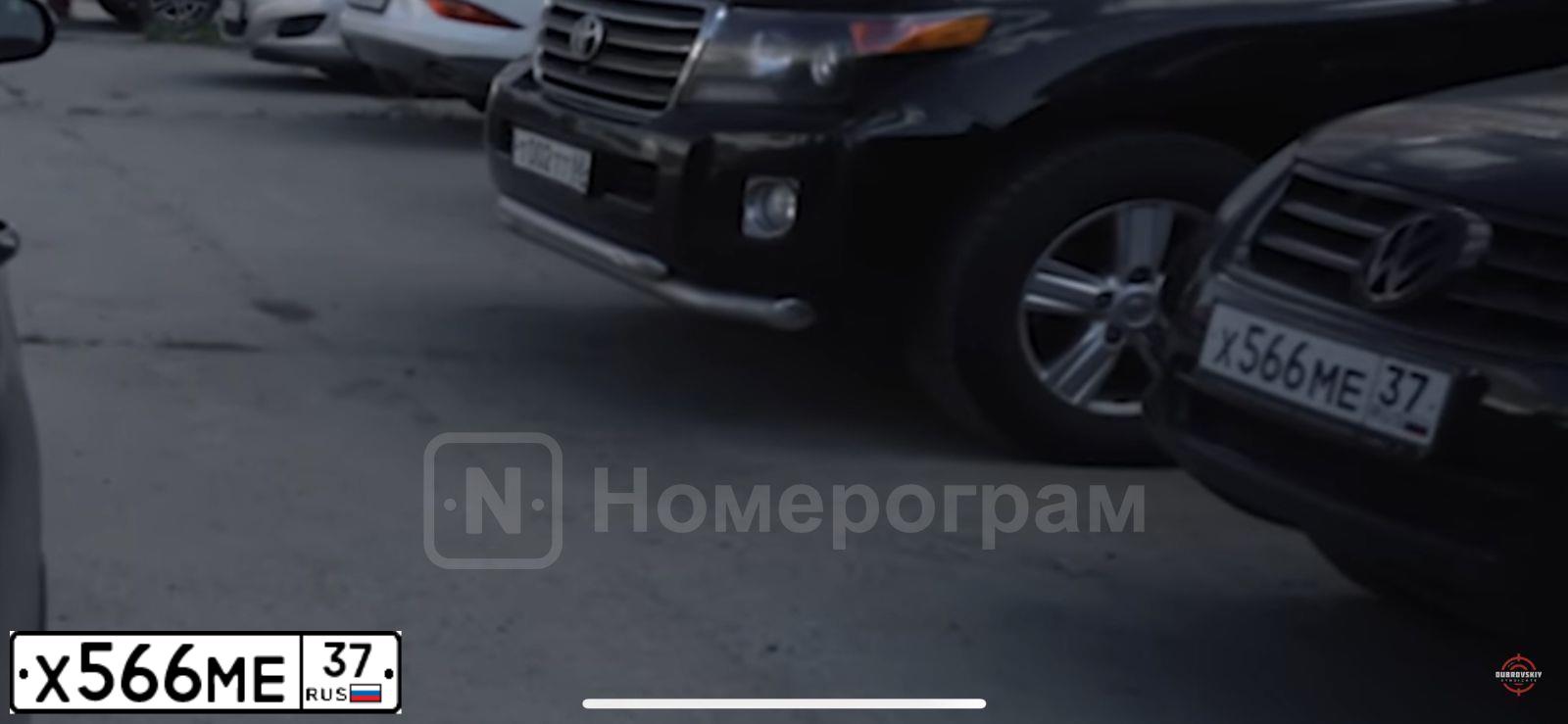 Фото автомобиля VOLKSWAGEN TOUAREG, 2003 — госномер Х566МЕ37. Цвет: ЧЕРНЫЙ