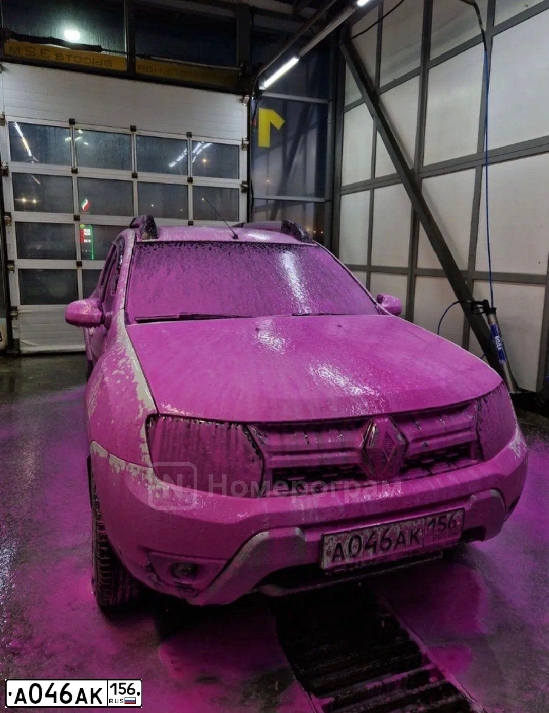 Фото автомобиля RENAULT DUSTER, 2019 — госномер А046АК156. Цвет: Белый