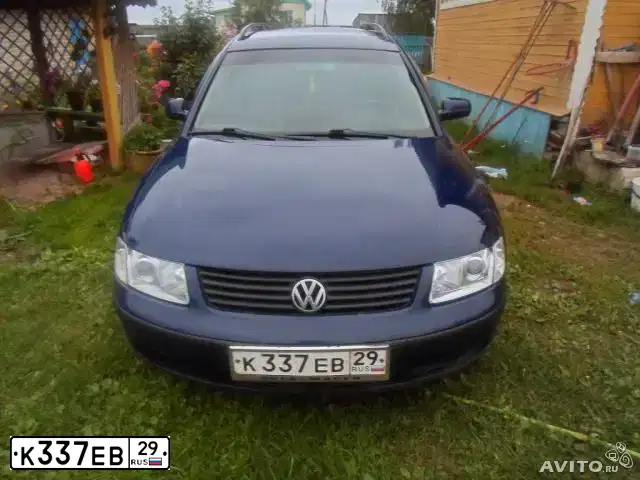 Фото автомобиля VOLKSWAGEN PASSAT, 1999 — госномер К337ЕВ29. Цвет: ТЕМНО-СИНИЙ