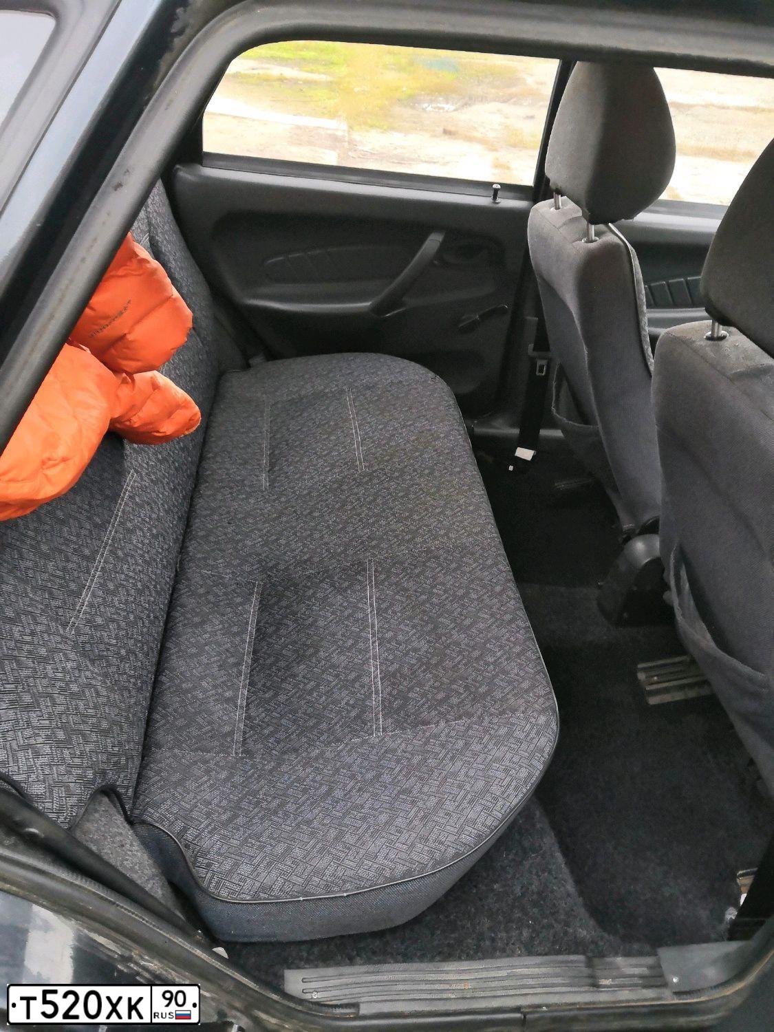 Фото автомобиля LADA 2115 SAMARA, 2005 — госномер А009АТ750. Цвет: ГРАФИТОВЫЙ М ЕТАЛИК