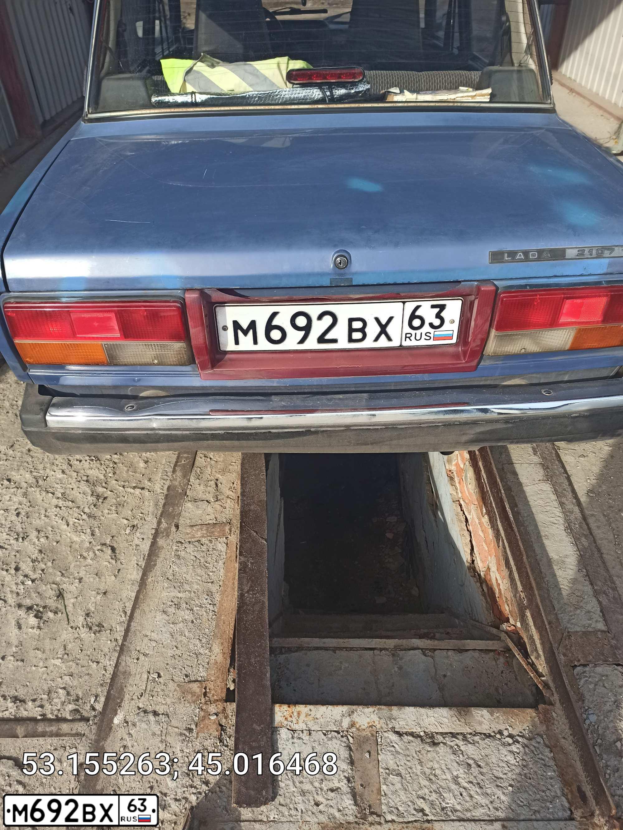 Фото автомобиля LADA 2107, 2005 — госномер С502РС58. Цвет: синий