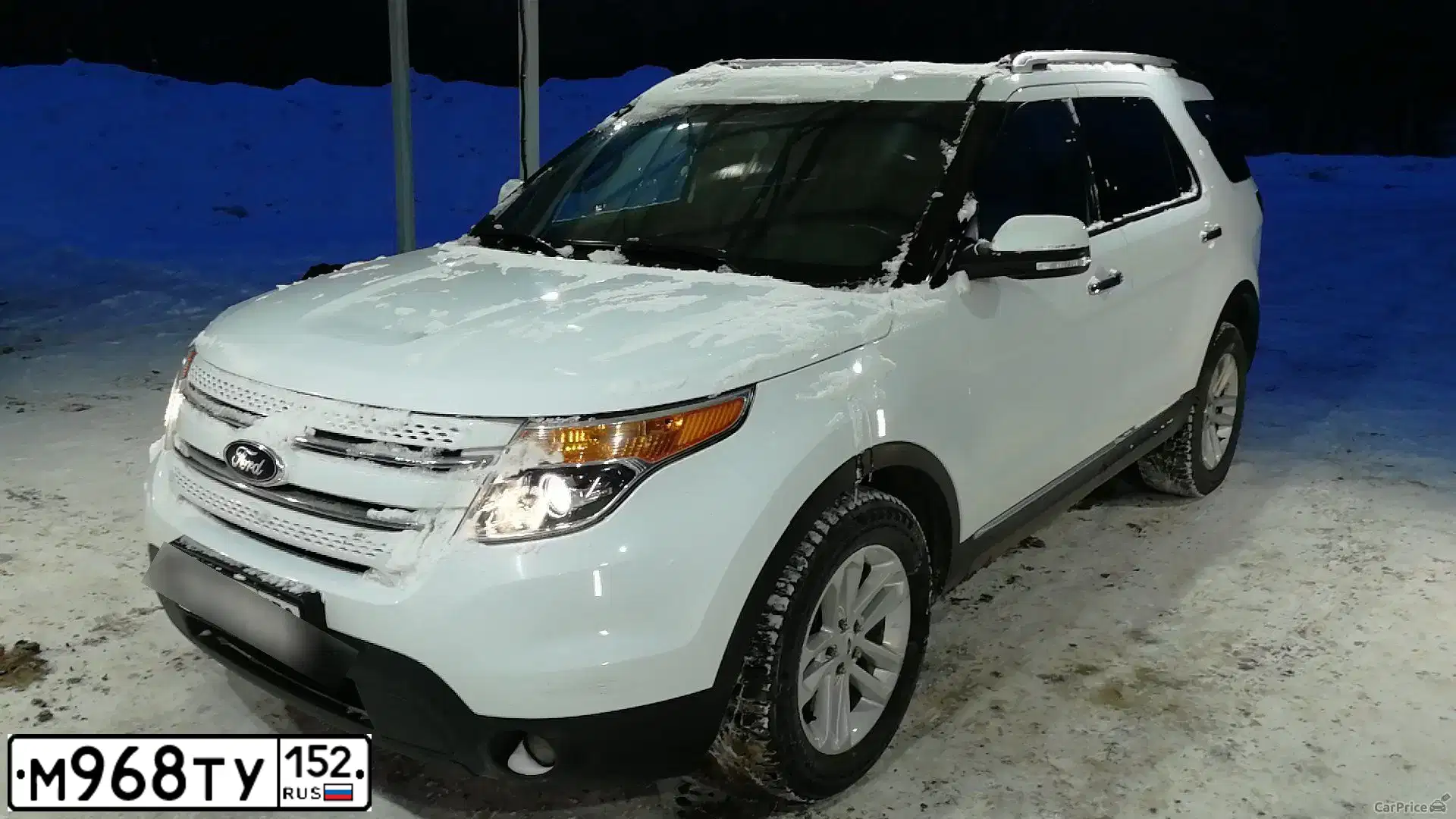 Фото автомобиля FORD EXPLORER, 2013 — госномер М968ТУ152. Цвет: Белый