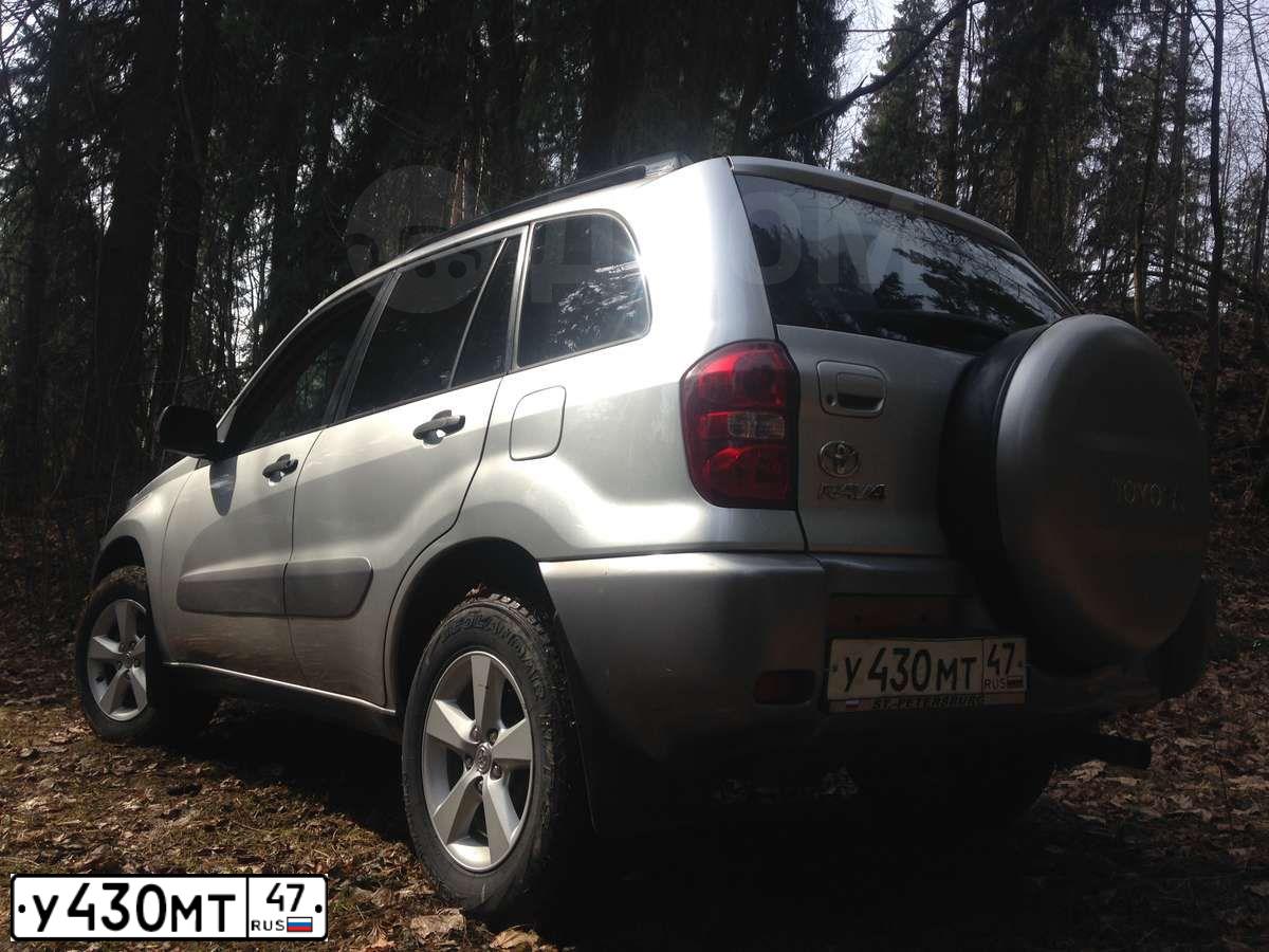 Фото автомобиля TOYOTA RAV4, 2005 — госномер У430МТ47. Цвет: СЕРЕБРИСТЫЙ