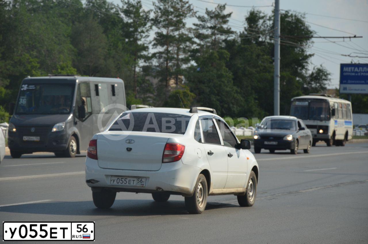 Фото автомобиля LADA 2190 GRANTA, 2013 — госномер У055ЕТ56. Цвет: БЕЛЫЙ