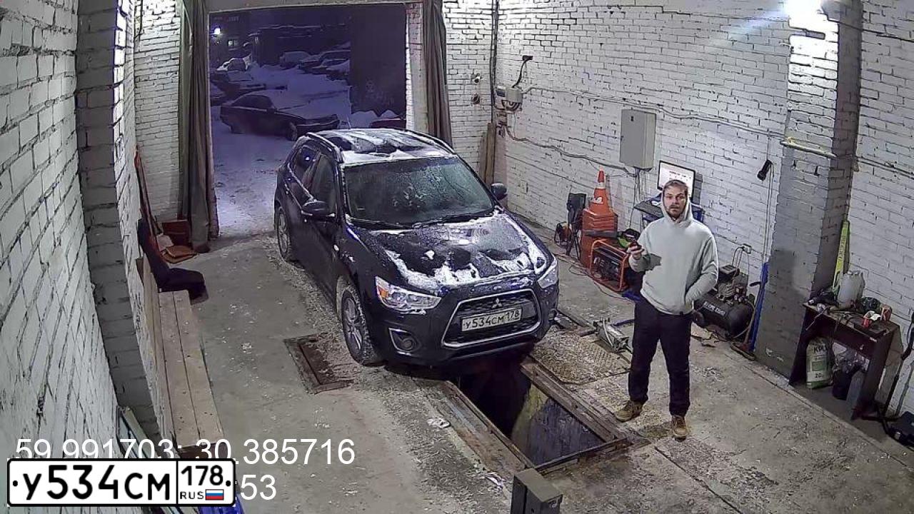 Фото автомобиля MITSUBISHI ASX, 2013 — госномер К918ОО147. Цвет: ЧЕРНЫЙ