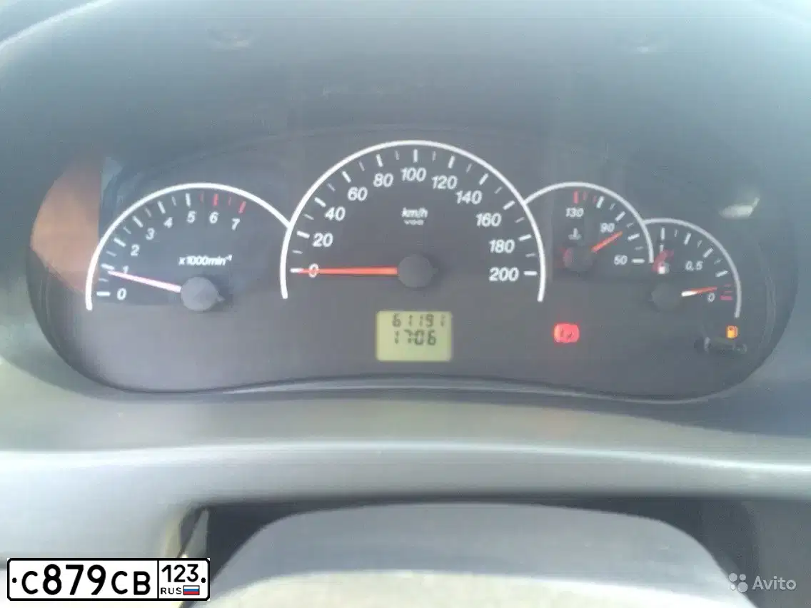 Фото автомобиля LADA 2172 PRIORA, 2010 — госномер Х014АН01. Цвет: СРЕДНИЙ СЕРО-ЗЕЛЕНЫЙ МЕТ.