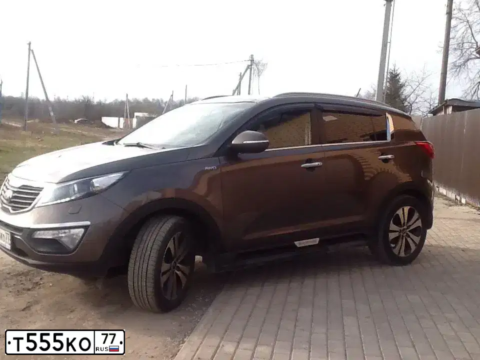 Фото автомобиля VAZ ВАЗ 21083, 1995 — госномер Т555КО77. Цвет: ЧЕРНЫЙ
