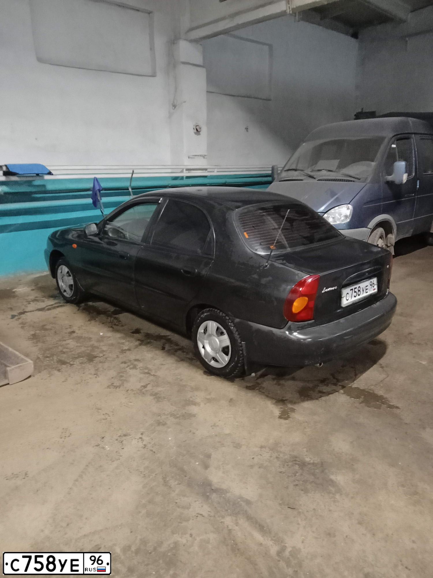 Фото автомобиля RENAULT RЕNАULТ FLUЕNСЕ, 2013 — госномер А593СТ134. Цвет: СВЕТЛО СЕРЫЙ