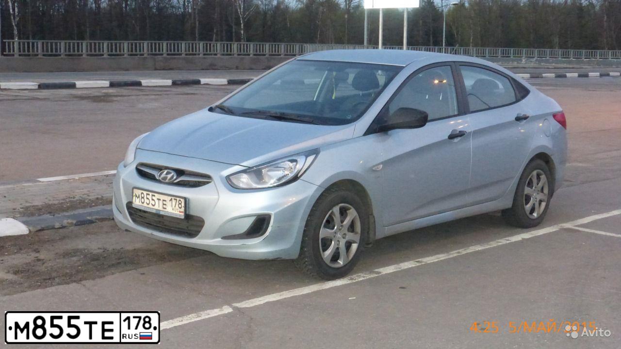 Фото автомобиля HYUNDAI SOLARIS, 2012 — госномер М855ТЕ178. Цвет: СЕРО-ГОЛУБОЙ