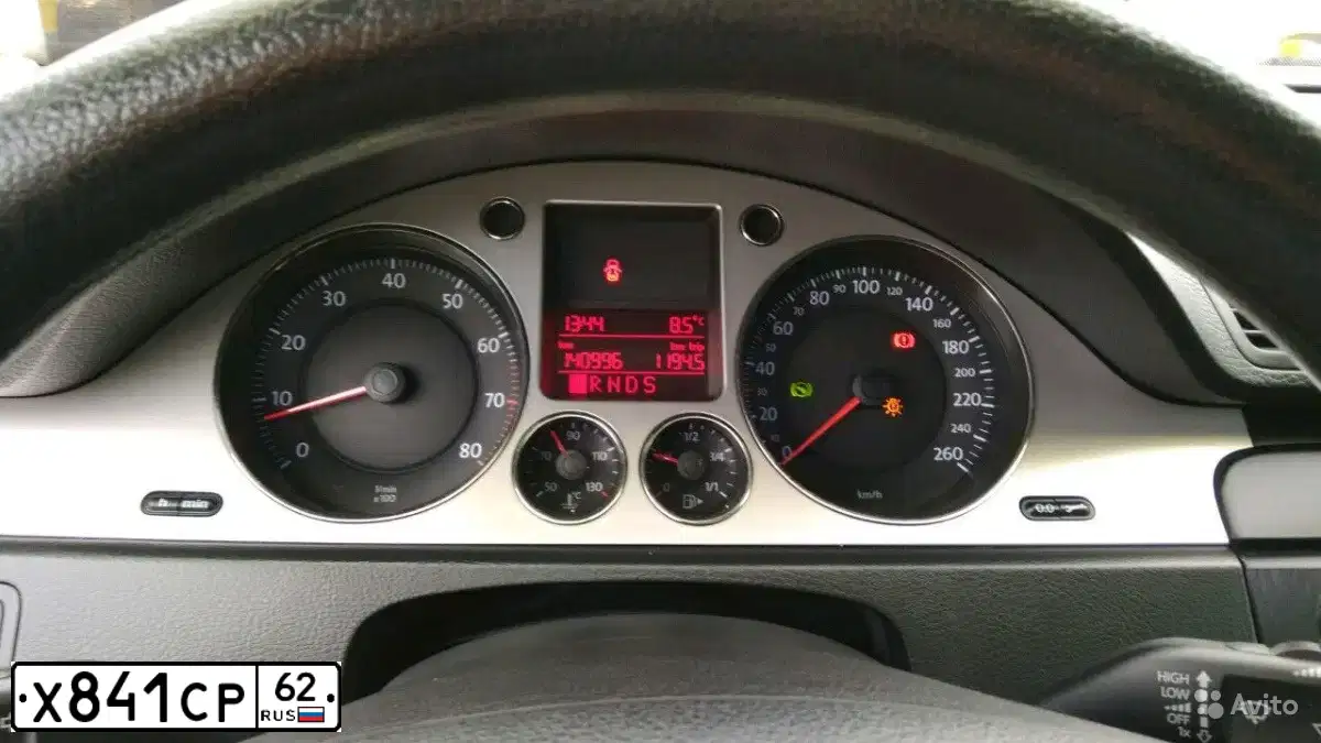 Фото автомобиля VOLKSWAGEN PASSAT, 2007 — госномер Х841СР62. Цвет: ТЕМНО-СИНИЙ