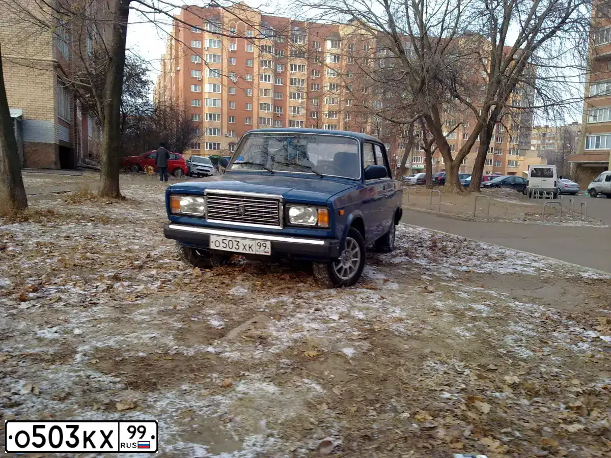 Фото автомобиля LADA 2113, 1997 — госномер Е494РТ71. Цвет: ВИШНЕВЫЙ