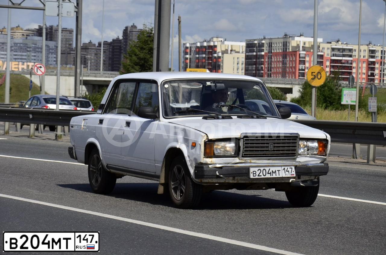 Фото автомобиля ВАЗ 21074, 2003 — госномер Т638ОС198. Цвет: Белый