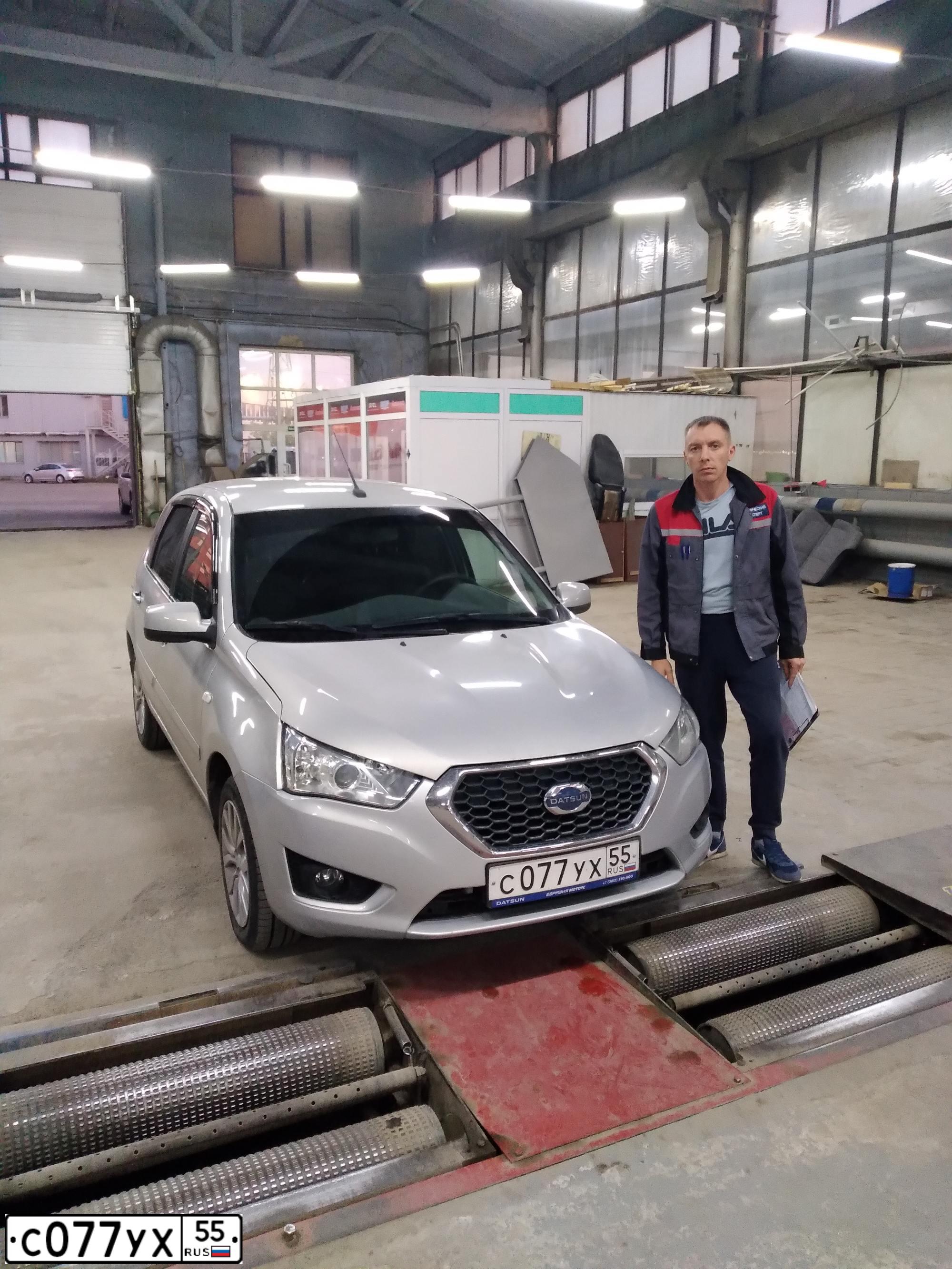 Фото автомобиля SUBARU FORESTER, 2013 — госномер С077УХ55. Цвет: ЧЕРНЫЙ