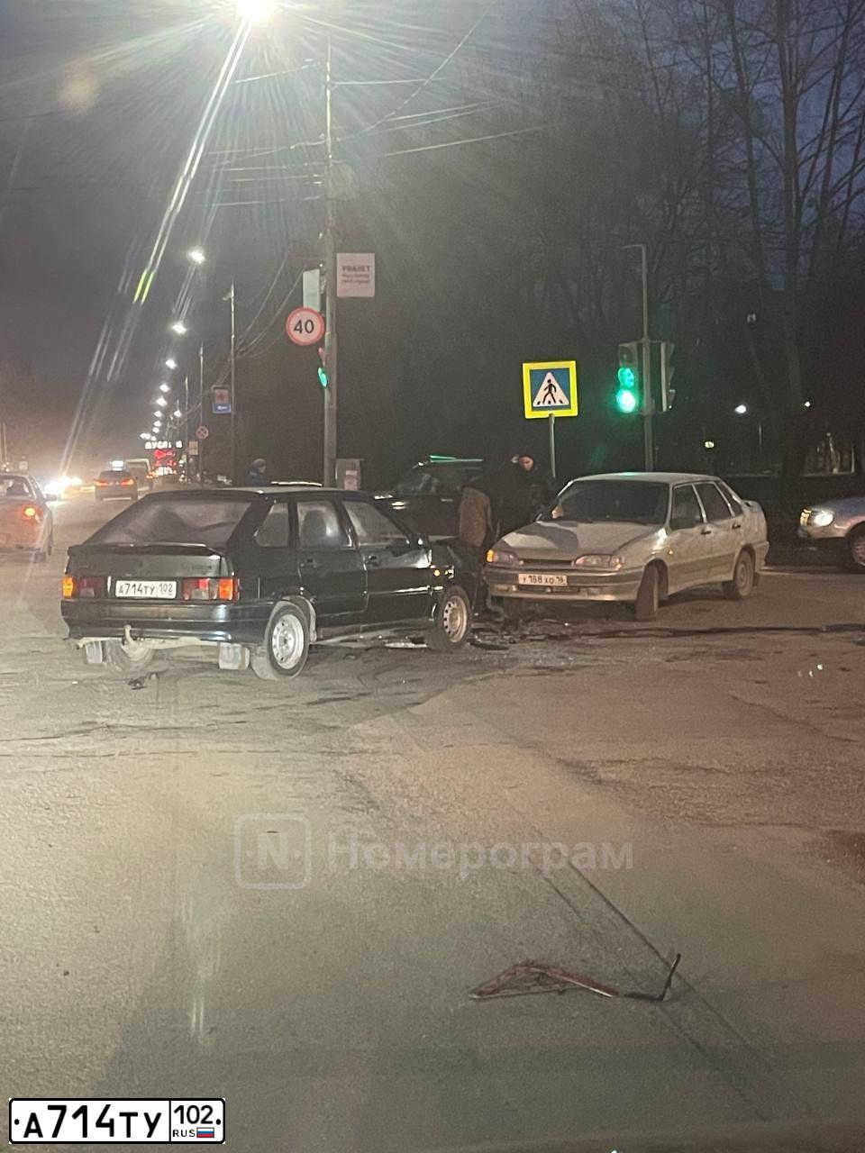Фото автомобиля LADA 2114 SAMARA, 2007 — госномер А714ТУ102. Цвет: СЕРО-СИНЕ-ЗЕЛЕНЫЙ