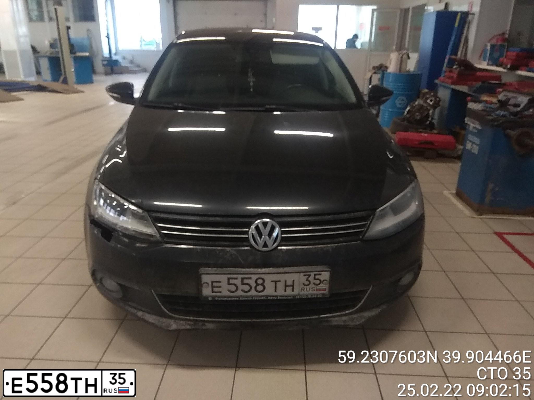 Фото автомобиля VOLKSWAGEN JETTA, 2011 — госномер В209ОУ35. Цвет: ЧЕРНЫЙ