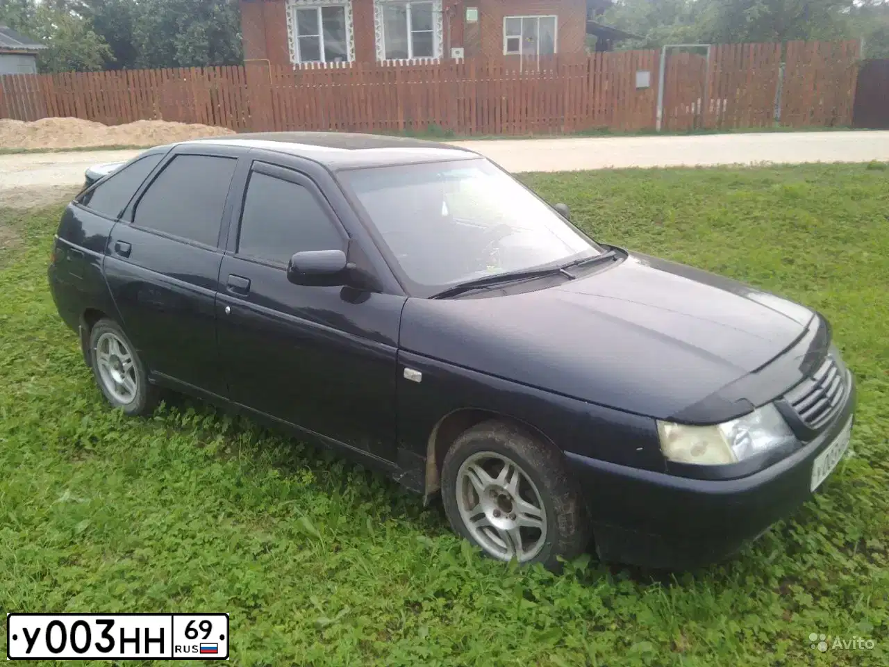 Фото автомобиля LADA 2112, 2003 — госномер М195ТС69. Цвет: ГРАФИТОВЫЙ МЕТАЛЛИК