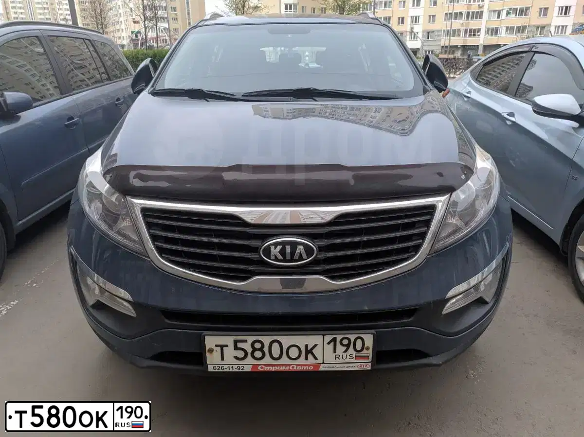 Фото автомобиля KIA SPORTAGE, 2011 — госномер У836ТМ790. Цвет: синий