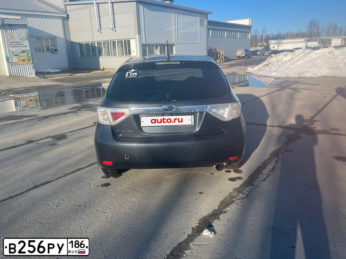Фото автомобиля SUBARU IMPREZA, 2008 — госномер В256РУ186. Цвет: Серый