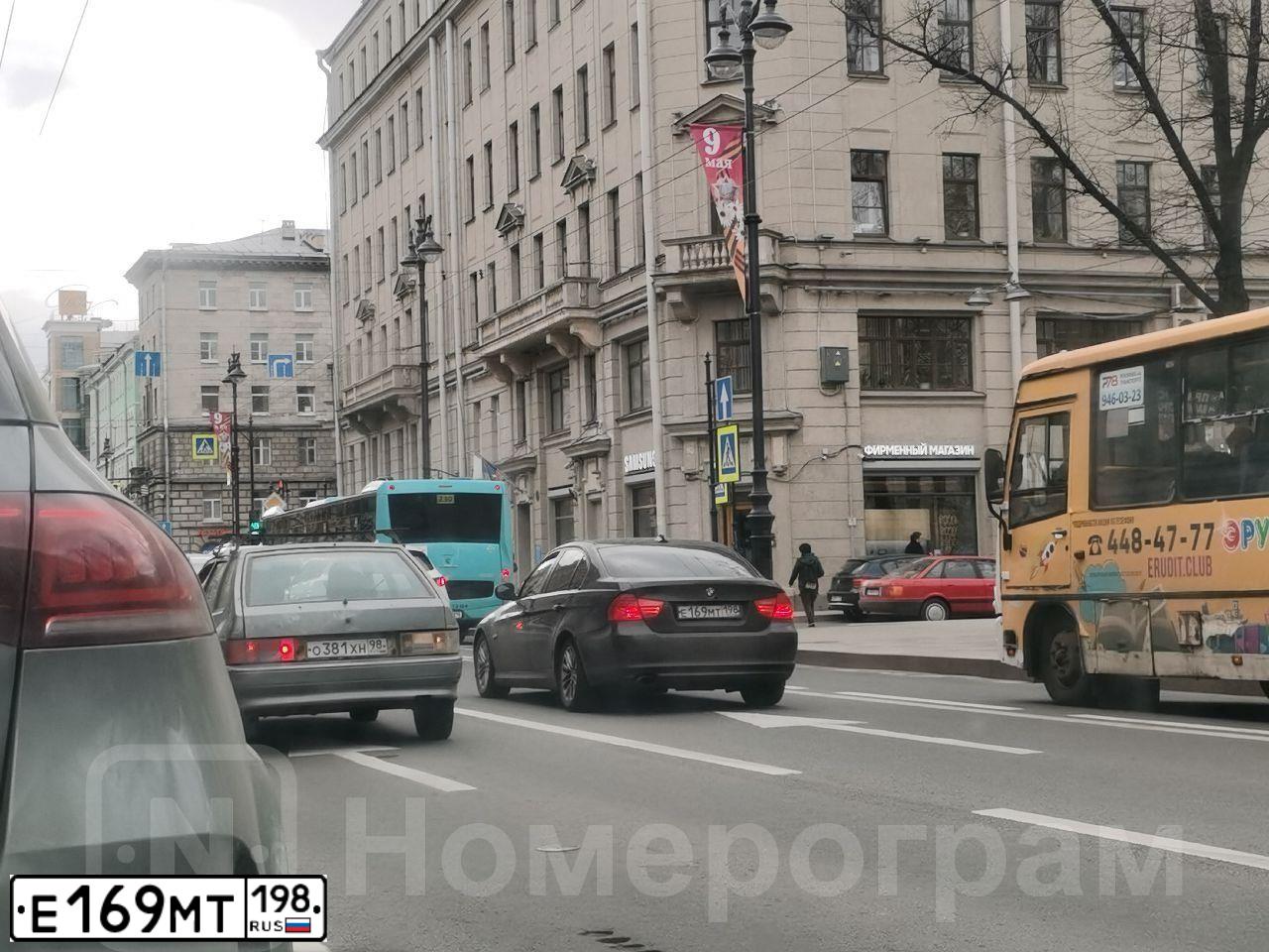 Фото автомобиля BMW SERIE 3, 2008 — госномер С204УТ190. Цвет: ЧЕРНЫЙ