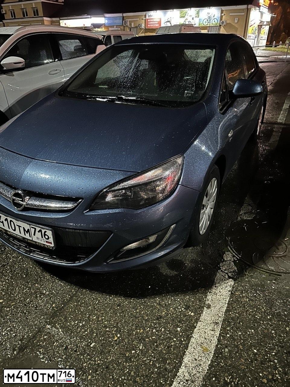 Фото автомобиля OPEL ASTRA, 2013 — госномер М410ТМ716. Цвет: СИНИЙ МЕТАЛЛИК