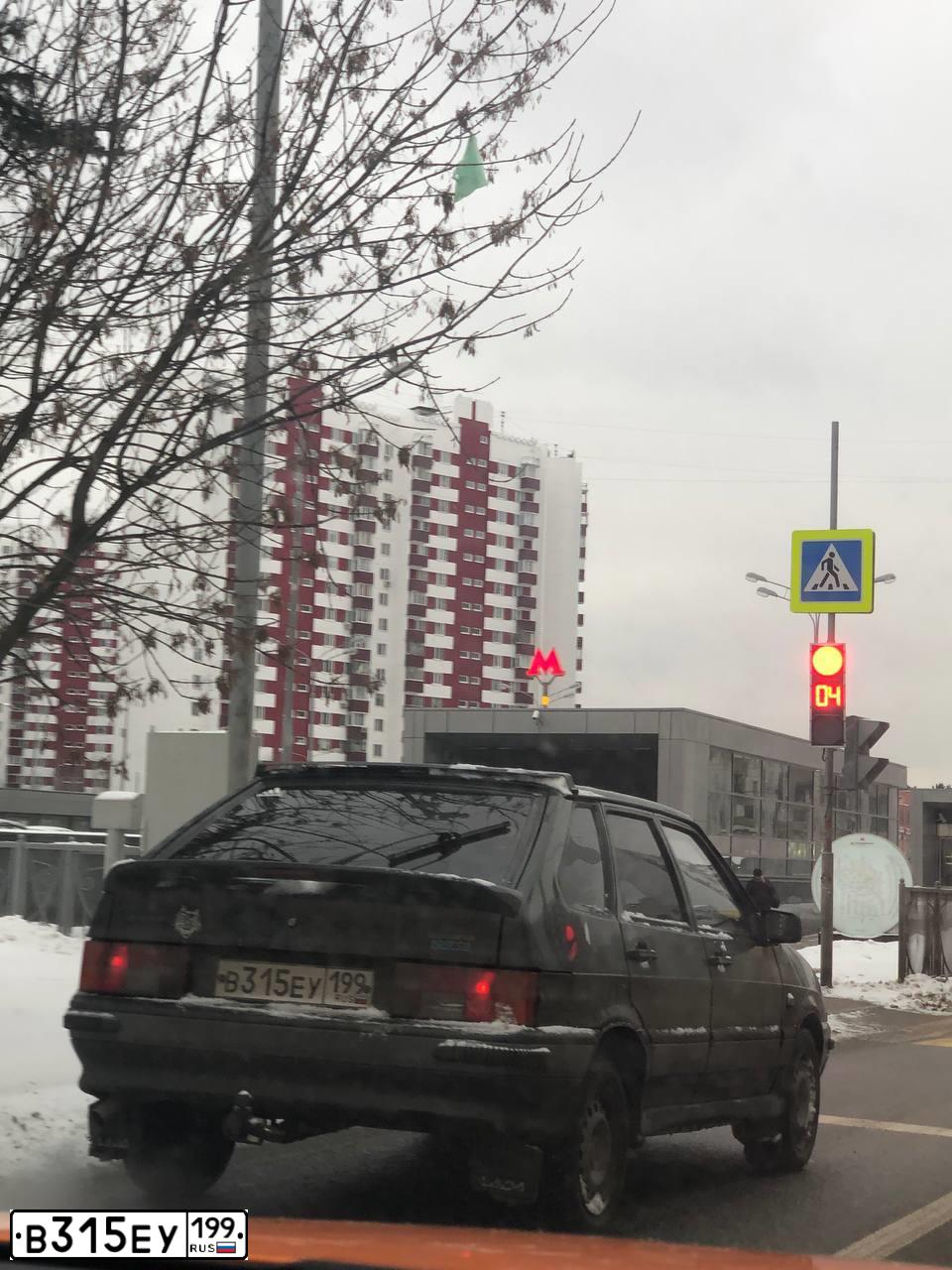 Фото автомобиля ВАЗ 21140 LADA SAMARA, 2006 — госномер У386СР48. Цвет: ЗОЛОТИСТЫЙ ТЕМНО-ЗЕЛЕНЫЙ