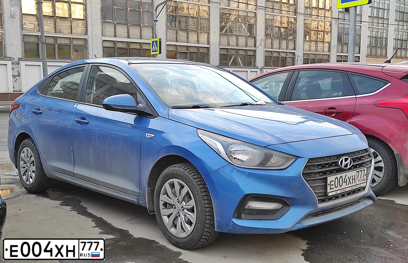 Фото автомобиля HYUNDAI SOLARIS, 2017 — госномер О050КС797. Цвет: синий