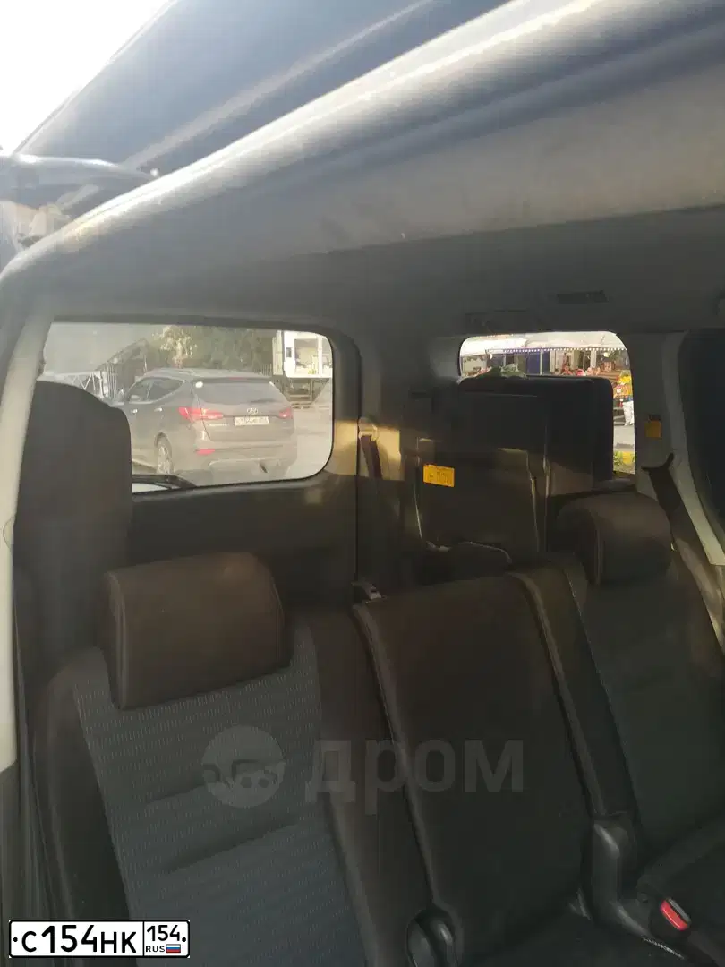Фото автомобиля TOYOTA CAMRY, 2011 — госномер С154НК154. Цвет: Белый